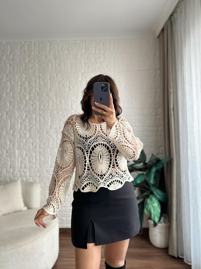 Bej Örme Detay Bluz