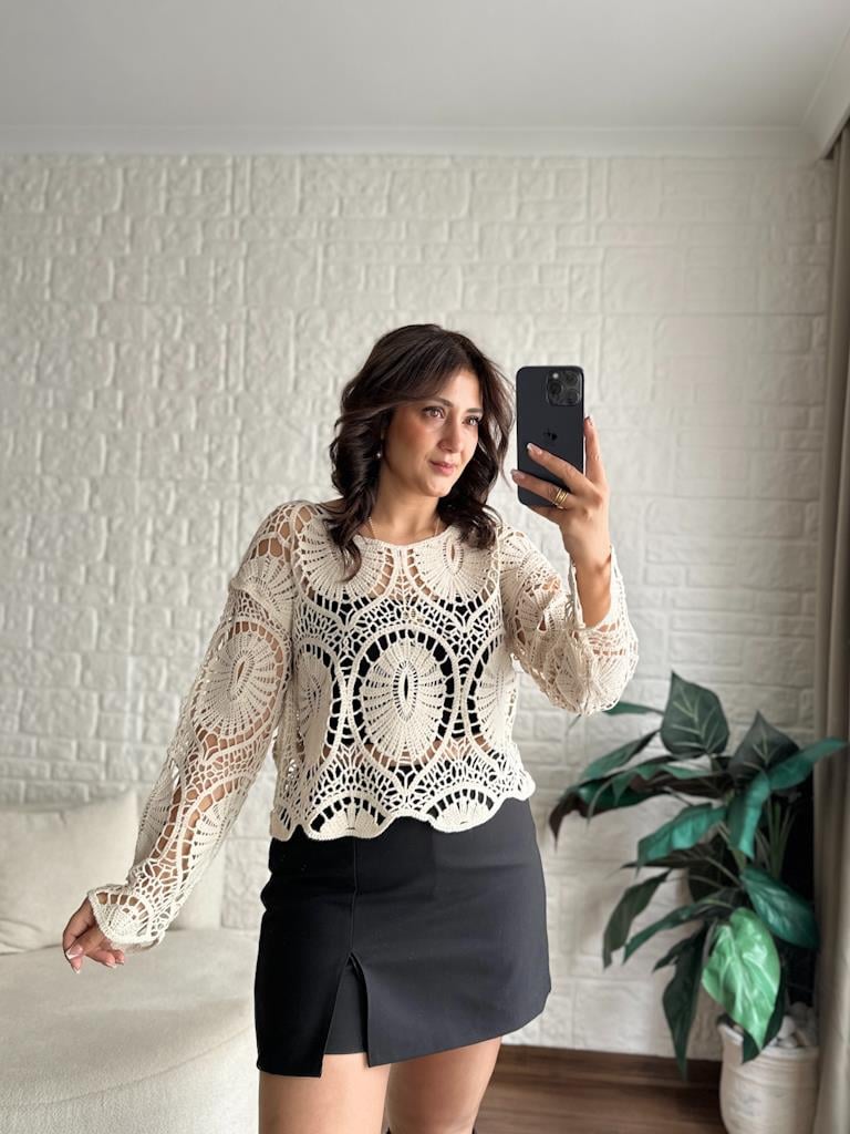 Bej Örme Detay Bluz