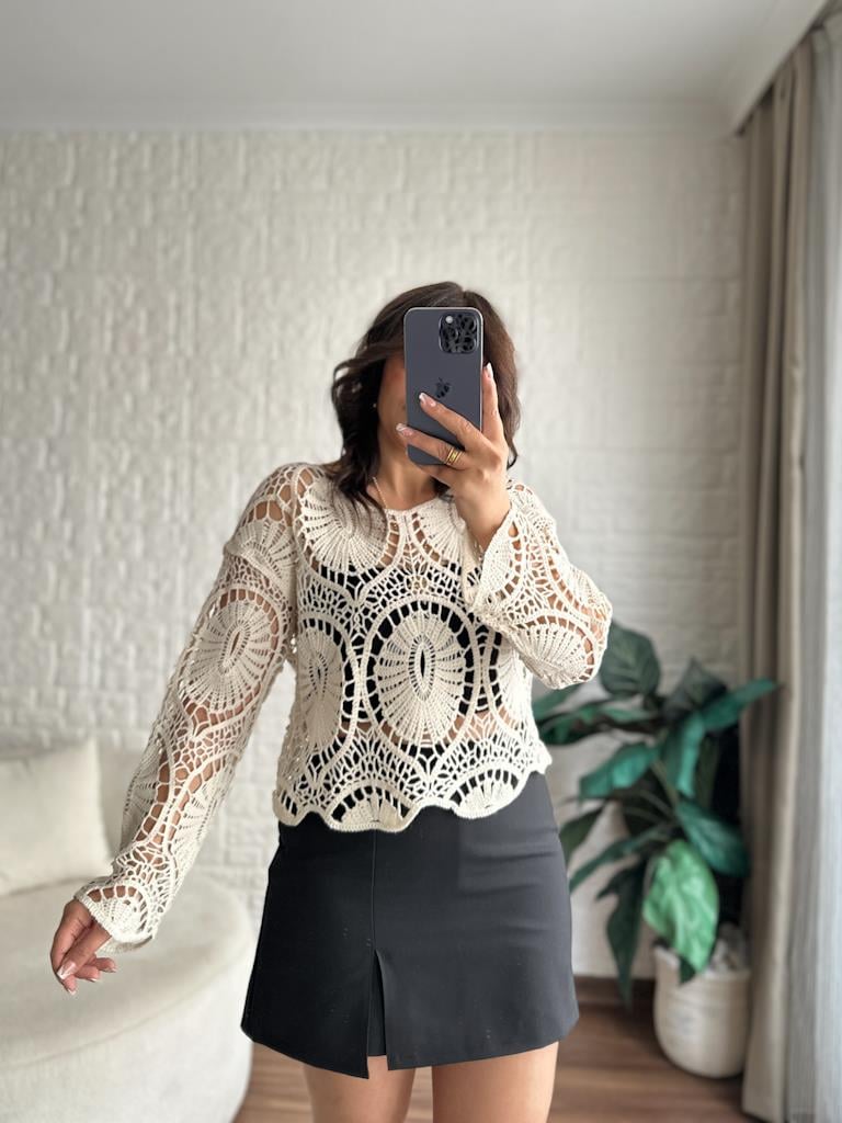 Bej Örme Detay Bluz