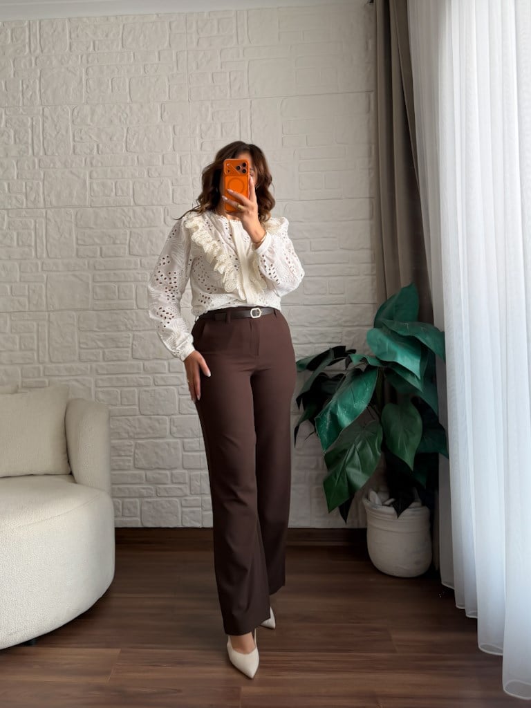 Beli Kemerli Bol Paça Kumaş Pantolon