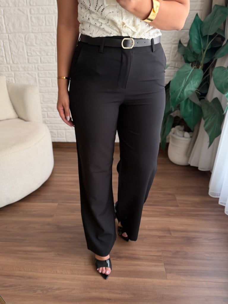 Beli Kemerli Bol Paça Kumaş Pantolon Siyah
