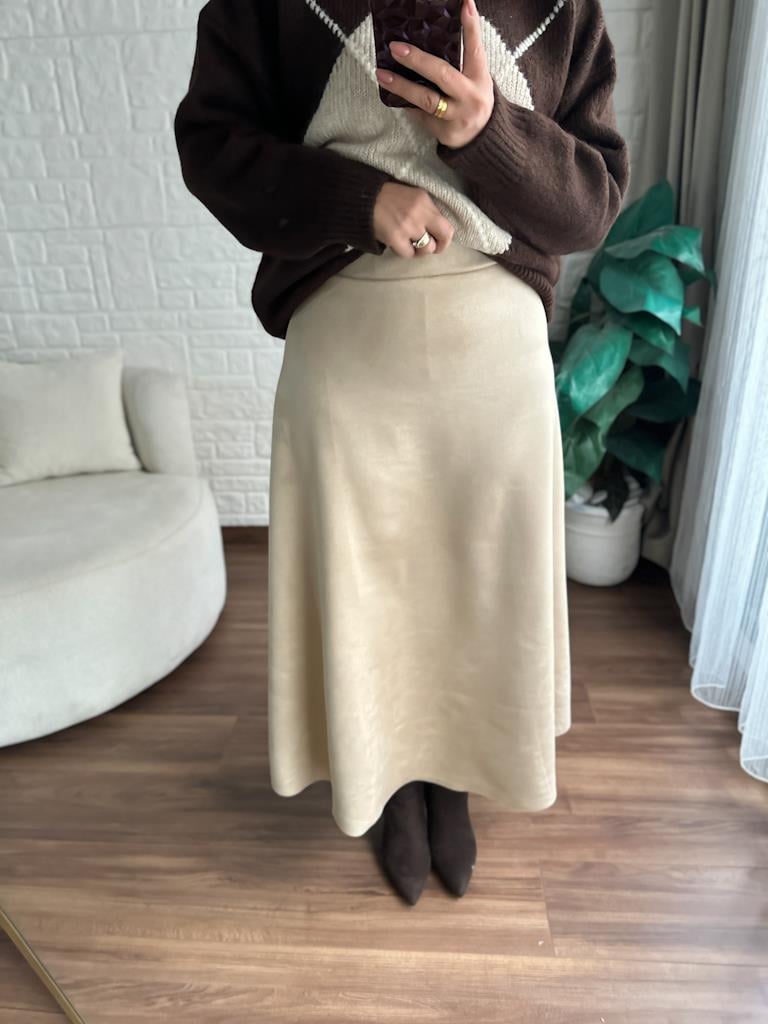 Beli Likralı Maxi Boy Süet Çan Etek Taş