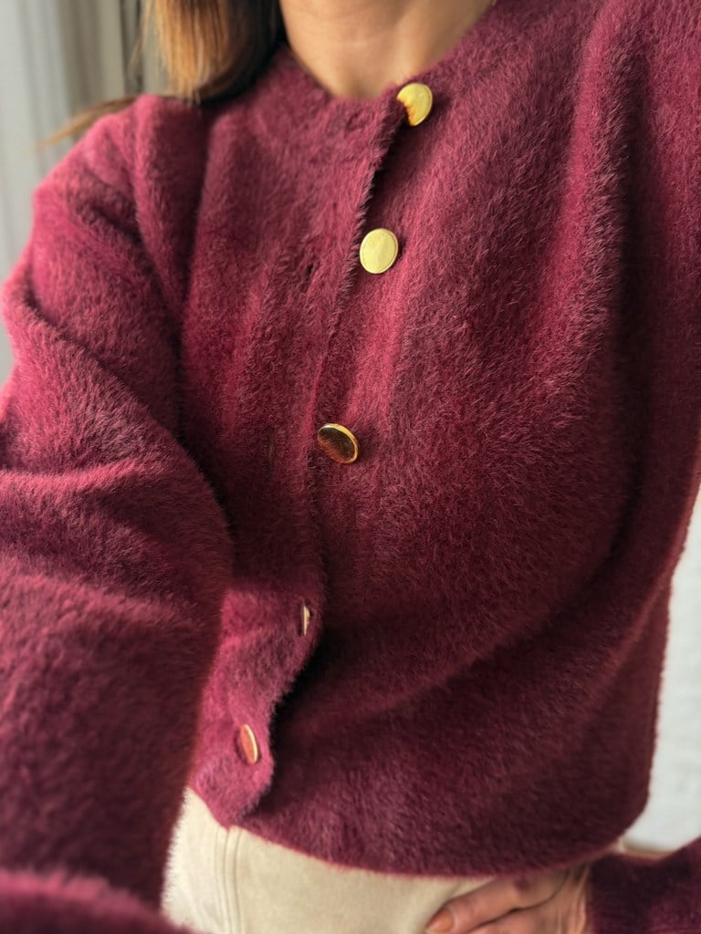 Bordo Gold Düğmeli Yumoş Triko Hırka