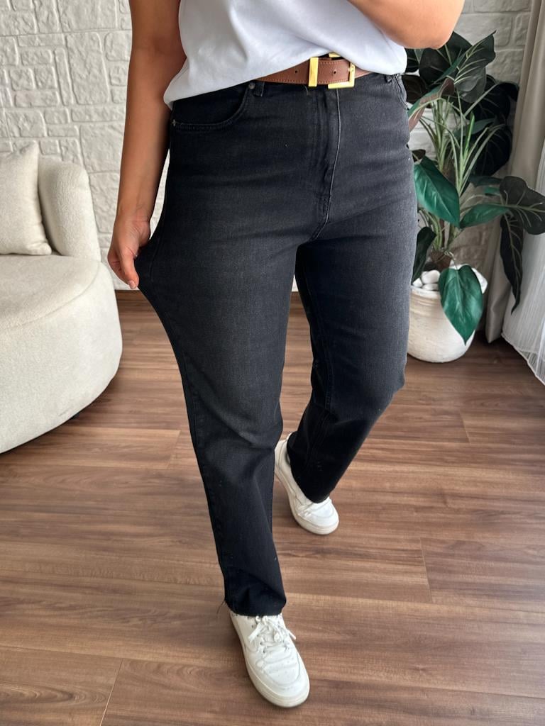 Büyük Beden Kesik Paça Straight Jean Pantolon Siyah