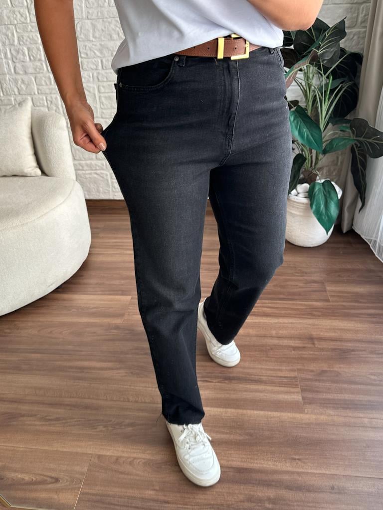 Büyük Beden Kesik Paça Straight Jean Pantolon Siyah