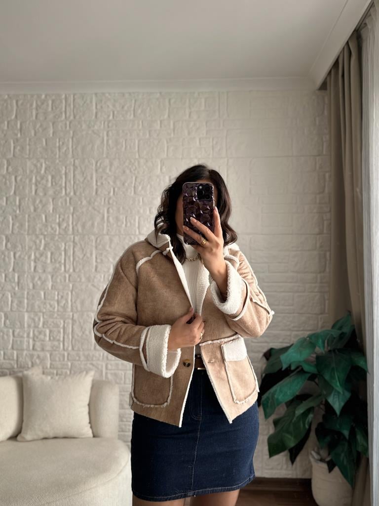 Çift Cepli Kapüşonlu Eskitme Pelüş Ceket Bej