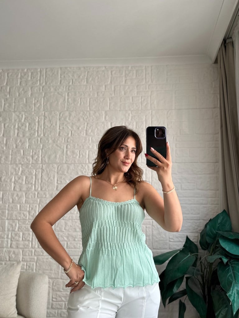 Dilvin Askılı İnce Dokulu Triko Bluz Mint Yeşil