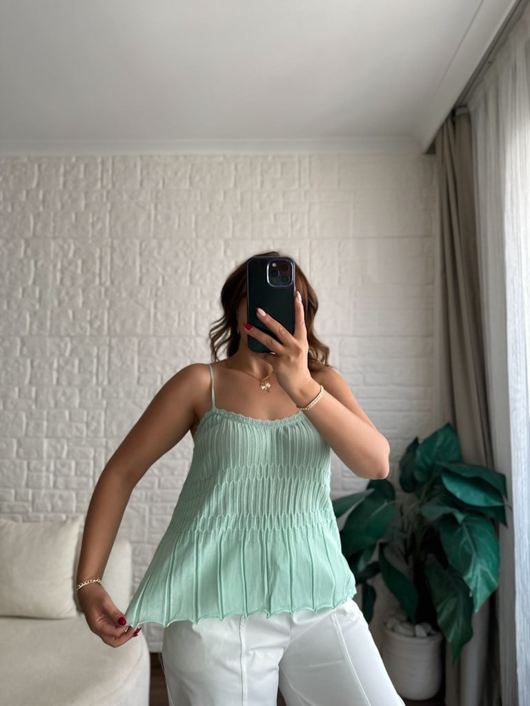 Dilvin Askılı İnce Dokulu Triko Bluz Mint Yeşil