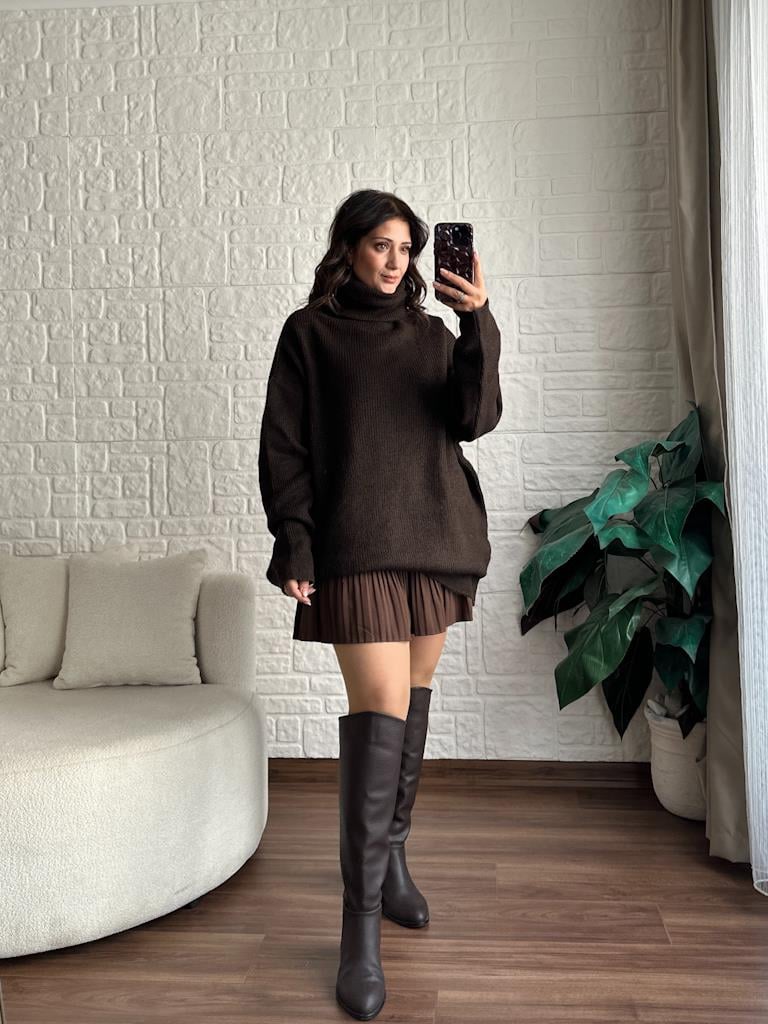 Dilvin Balıkçı Yaka Oversize Kazak Kahverengi