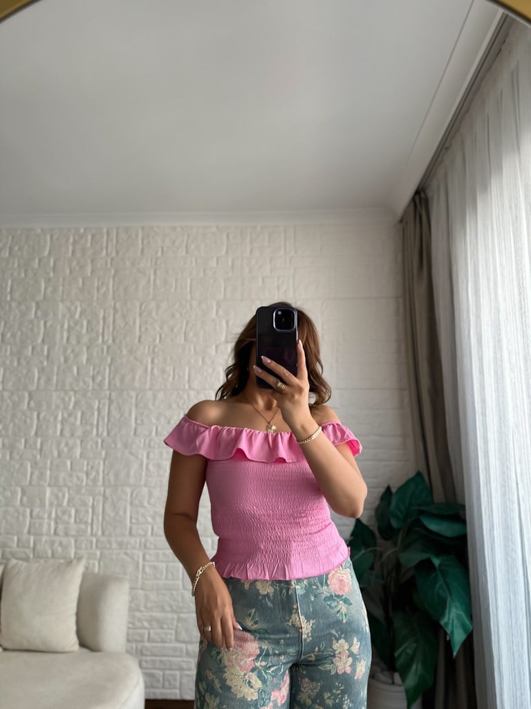 Dilvin Omuzları Açık Bluz Pembe