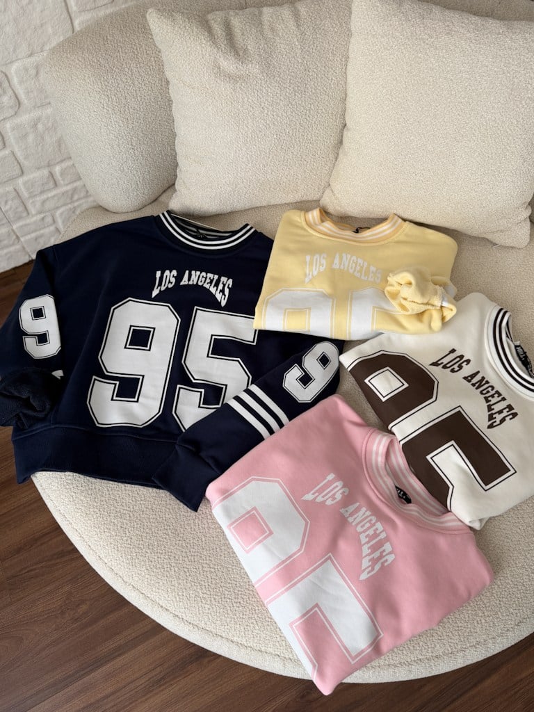 Ekru Los Angeles Baskılı İki İplik Pamuk Crop Sweat