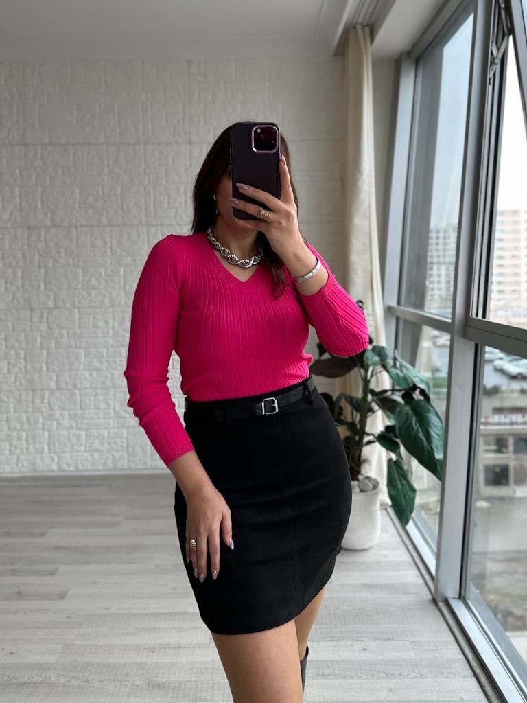 Fuşya V Ajur Yaka Detaylı Triko Bluz