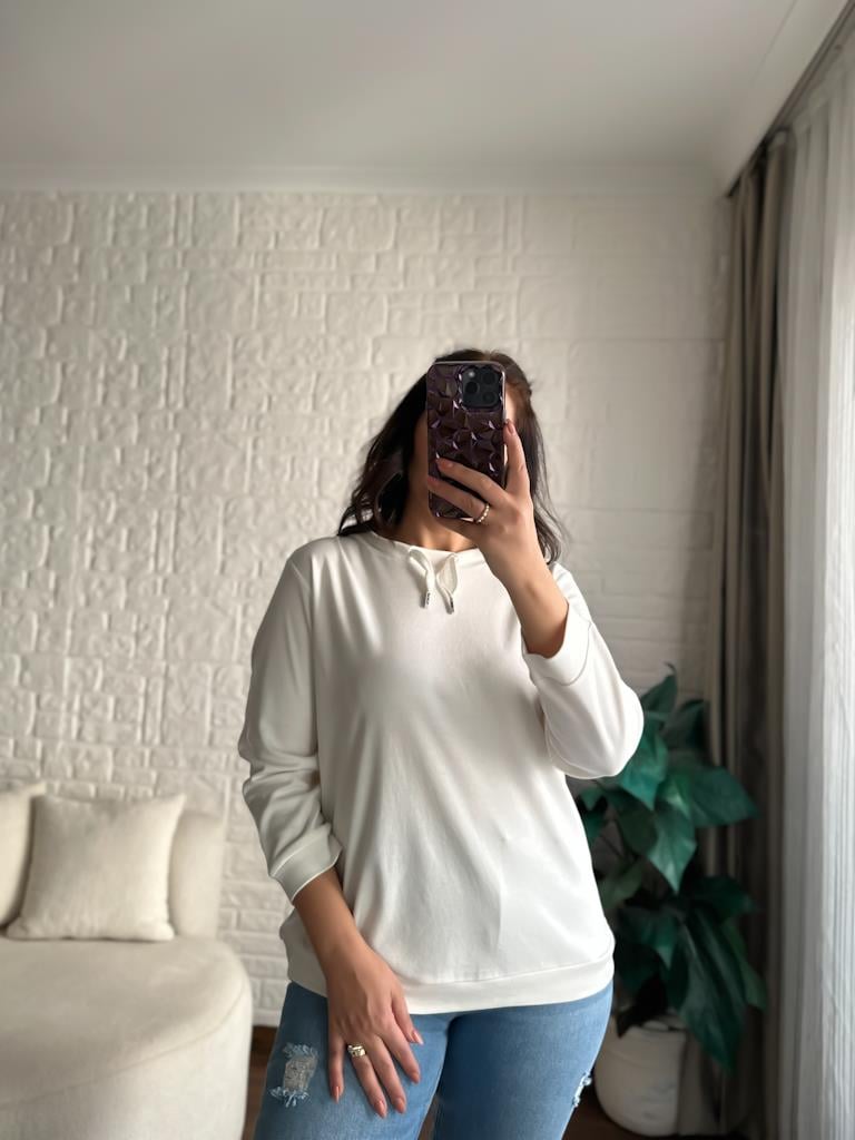 Geniş Yaka İpli Basic Tok Penye Bluz Ekru