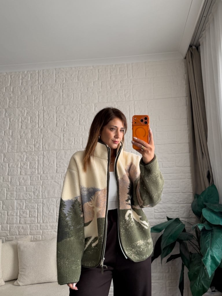 Haki Desen Ekru Geyik Model Fermuarlı Polar Ceket