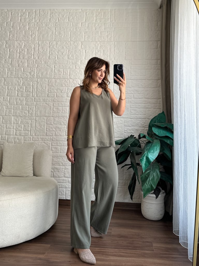 Haki Yeşil  V Yaka Tensel Modal Kumaş Palazzo Takım