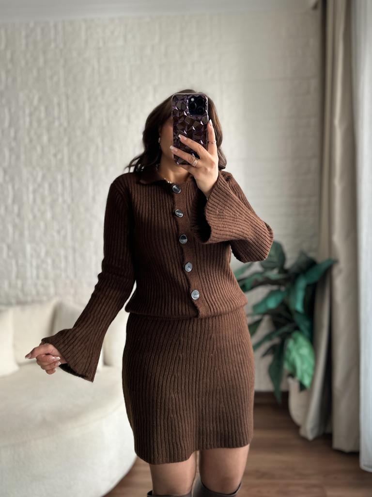 İspanyol Kol Hırkalı Mini Etekli Triko Takım Kahverengi