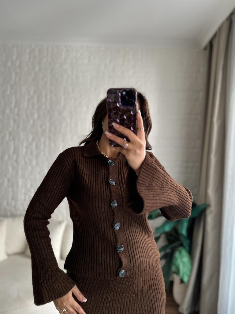 İspanyol Kol Hırkalı Mini Etekli Triko Takım Kahverengi