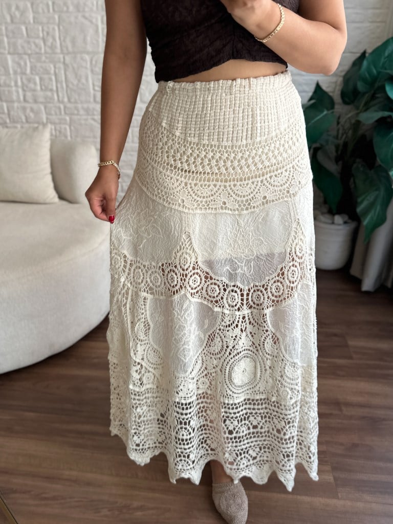 İtalyan Beli Lastikl Güpür Danteli Etek