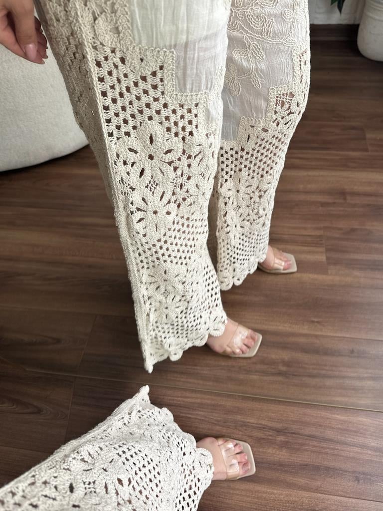 İtalyan Nakışlı Pantolon Bluz Takım