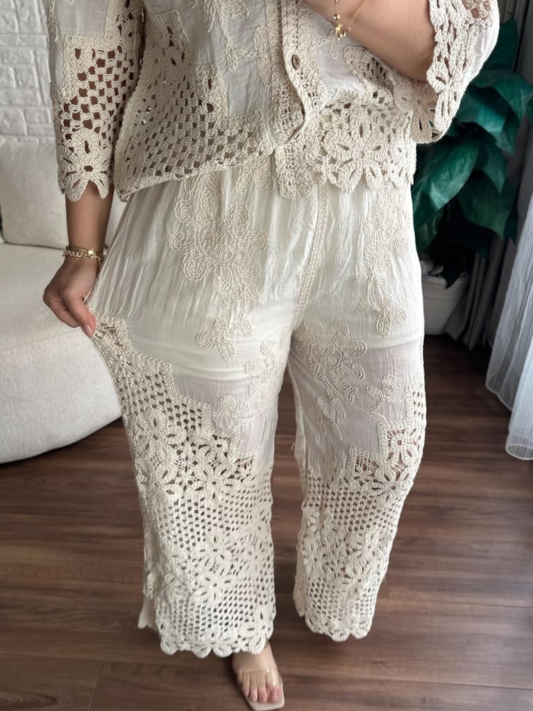 İtalyan Nakışlı Pantolon Bluz Takım