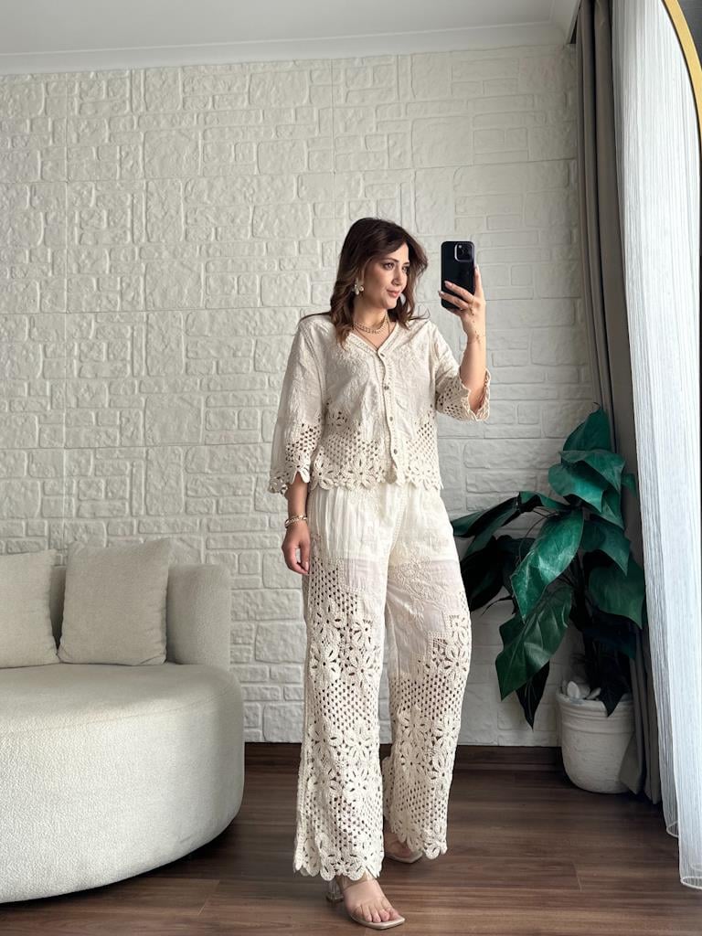 İtalyan Nakışlı Pantolon Bluz Takım