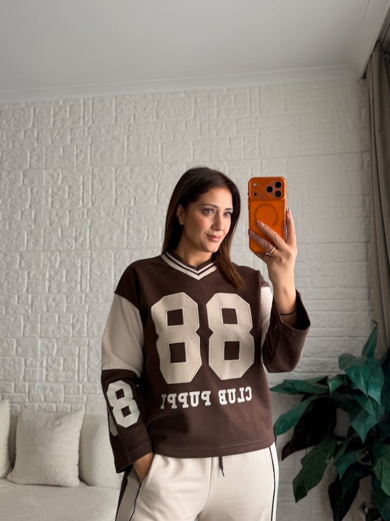 Kahve Bej V Yaka 88 Nakışlı İki iplik Pamuk Sweat