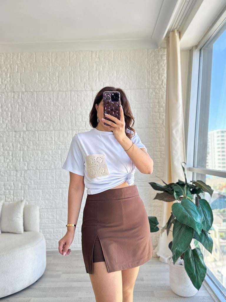 Karol Arkası Etek Görünümlü Şortlu Etek Kahverengi