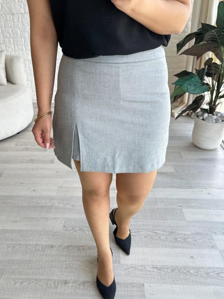 Karol Arkası Etek Görünümlü Şortlu Etek Gri