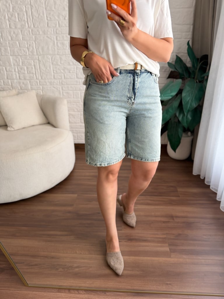Kemerli Bermuda Jean Şort Açık Mavi