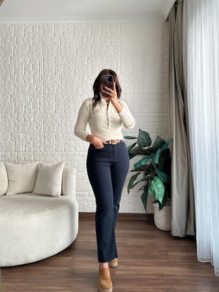 Kesik Paça Yüksek Bel Mom Fit Lacivert