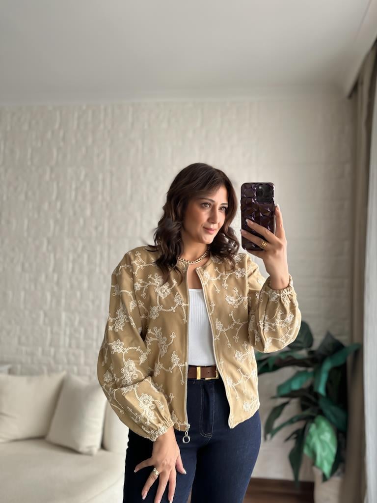 Keten Astarlı Çiçek Nakışlı Bomber Ceket Camel