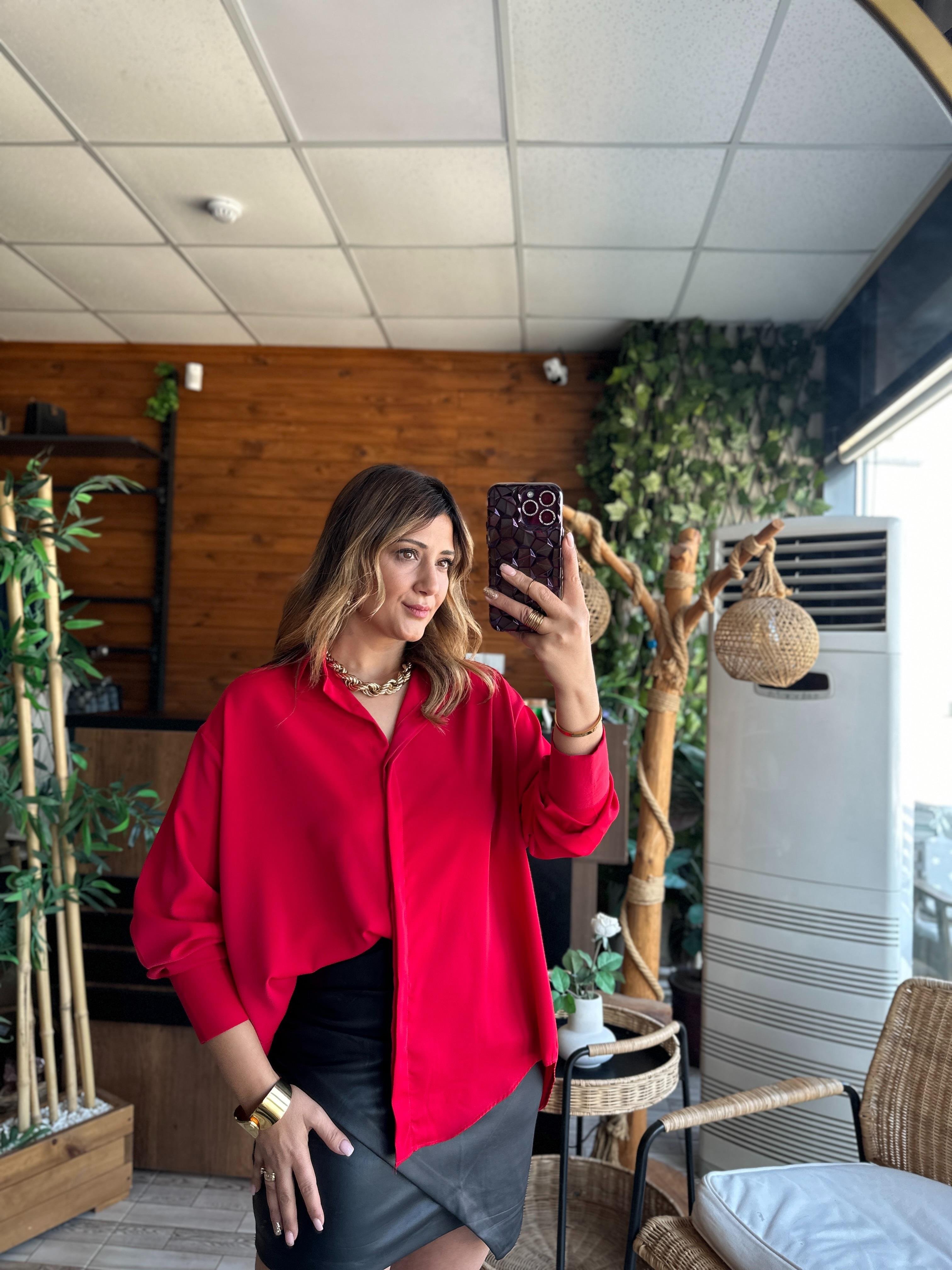 Kırmızı Over Size İpek Krep Gömlek