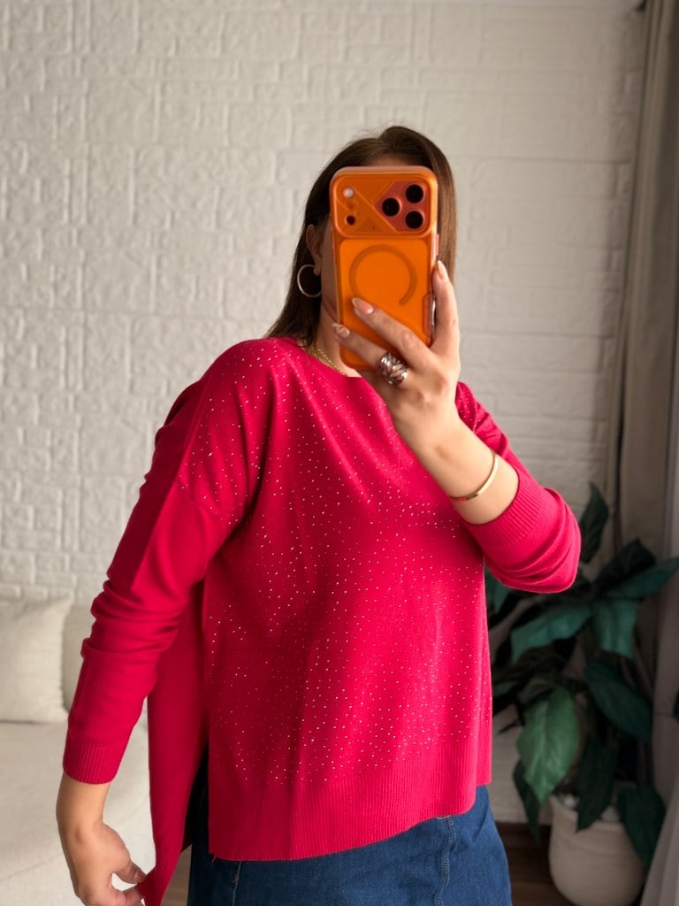 Kırmızı Taşlı Yan Yırtçalı Oversize Triko Kazak