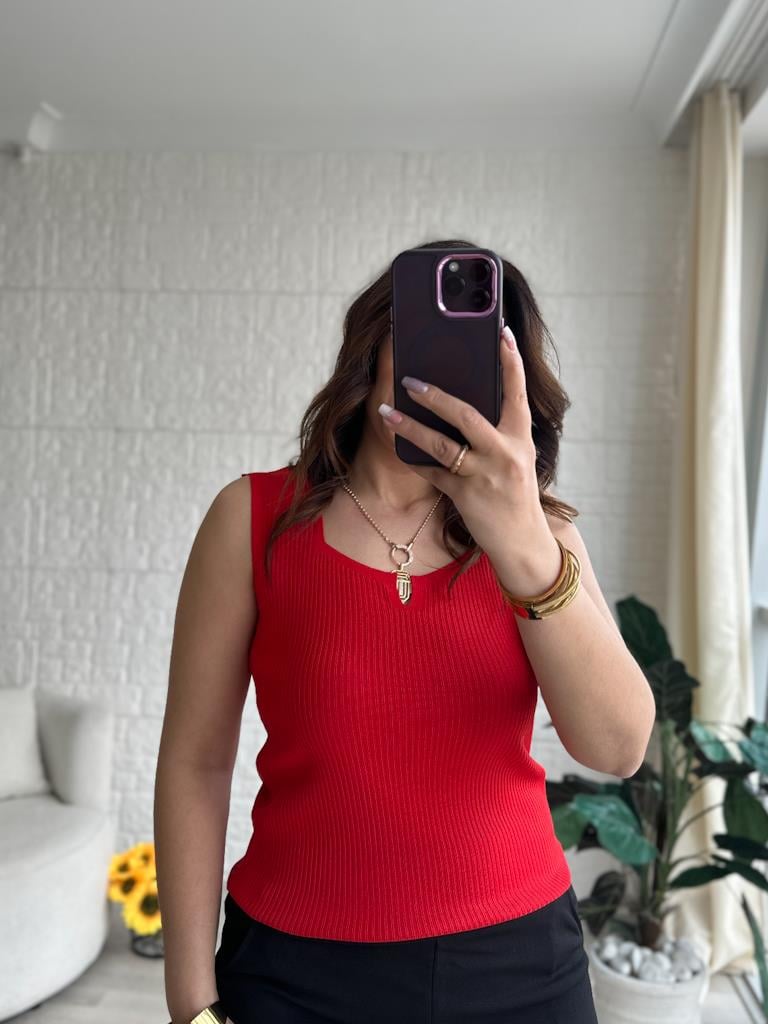 Kırmızı  V Yaka Detaylı Fitilli Full Likralı Bluz