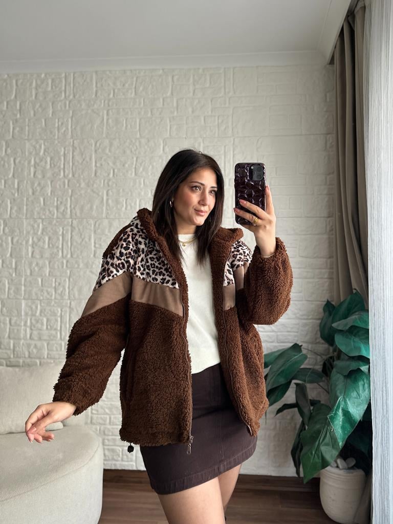 Leopar Kapitone Garnili Kapüşonlu Astarlı Pelüş Mont Kahverengi