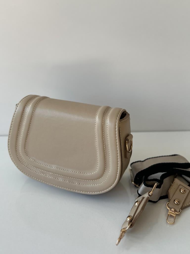 Marka Model Çapraz Askılı Çanta Bej