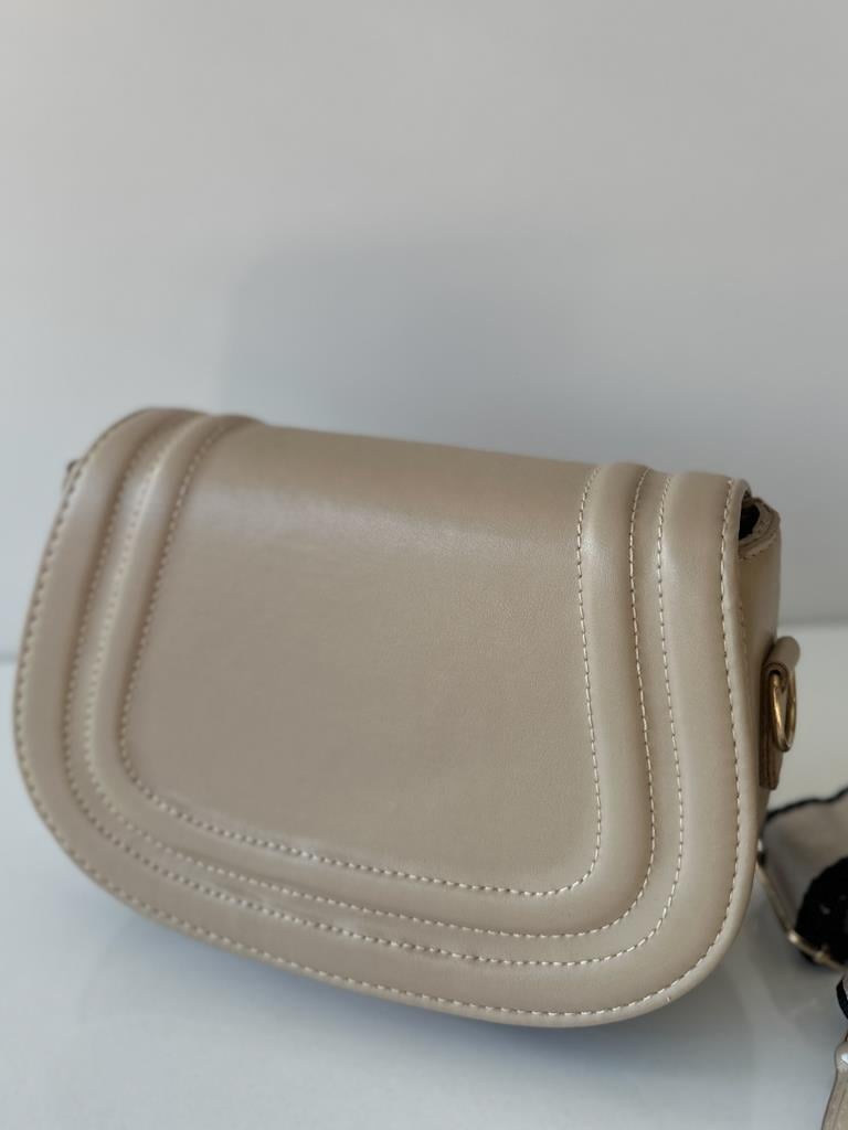 Marka Model Çapraz Askılı Çanta Bej