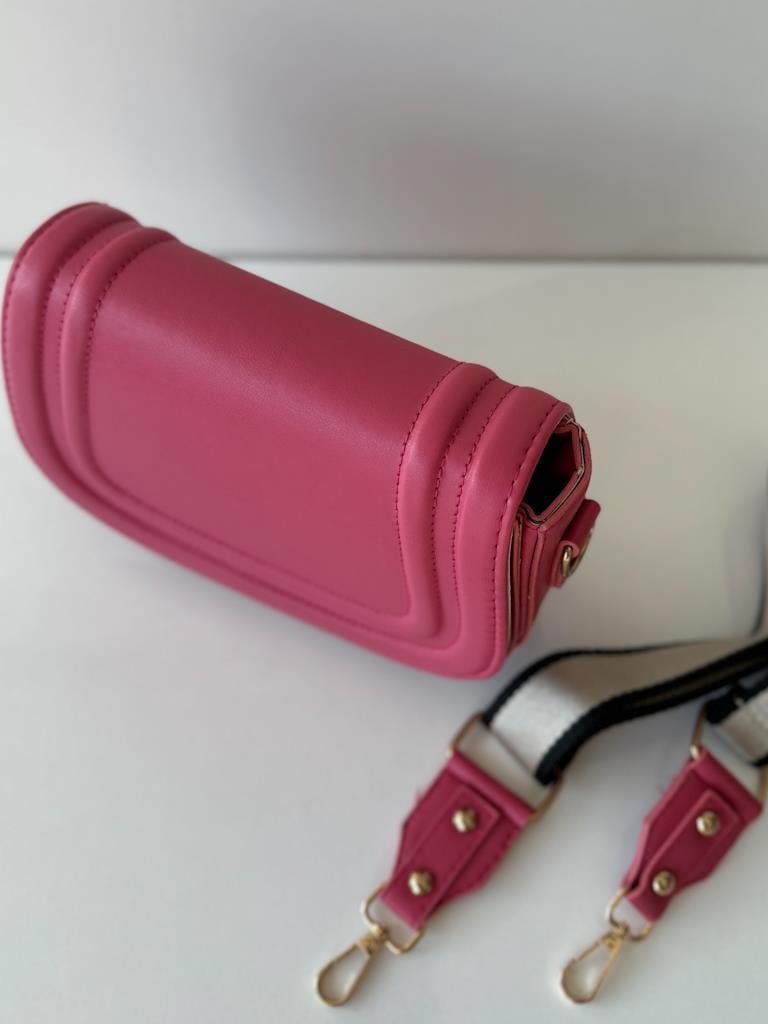 Marka Model Çapraz Askılı Çanta Fuşya Pembe