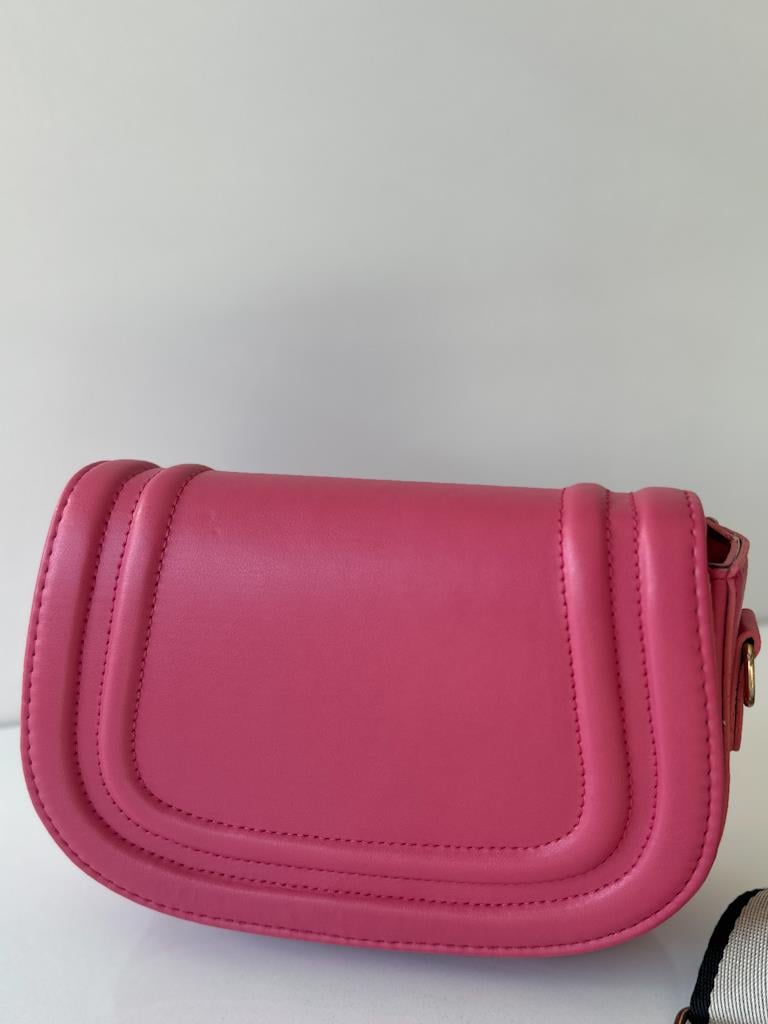 Marka Model Çapraz Askılı Çanta Fuşya Pembe