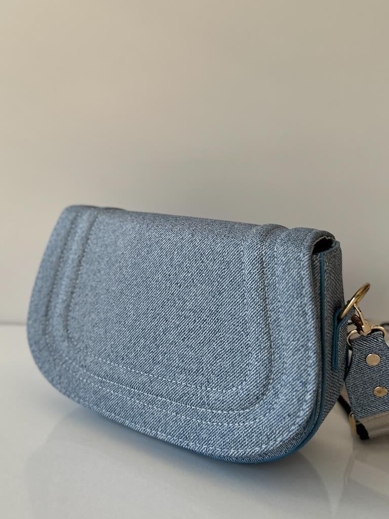 Marka Model Çapraz Askılı Çanta Jean