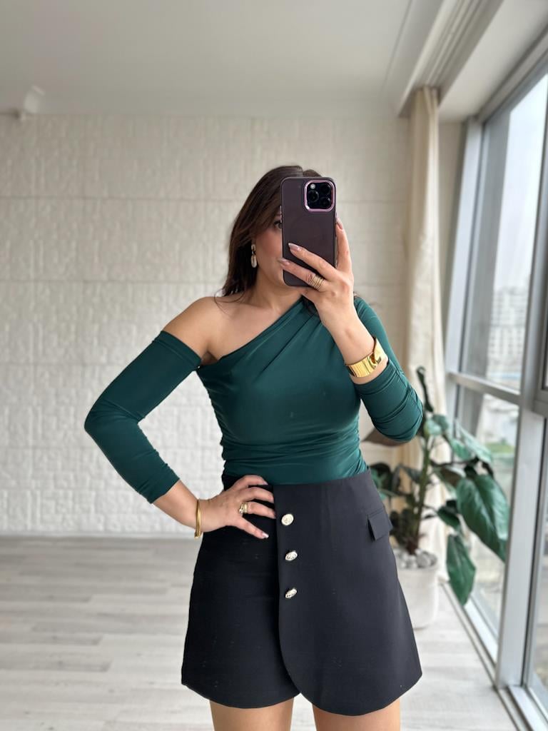 Marka Model Gold Düğmeli Şort Etek Siyah