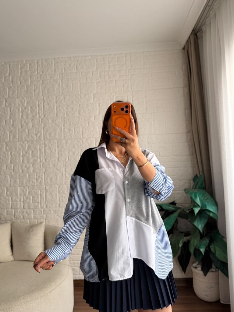 Marka Model Mavi Çizgili Taşlı Gömlek