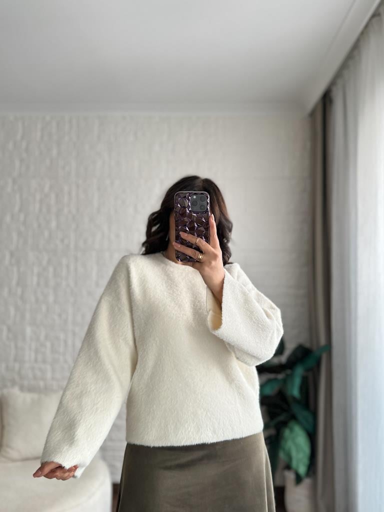 Marka Model Premium Oversize Yumoş Kazak Ekru