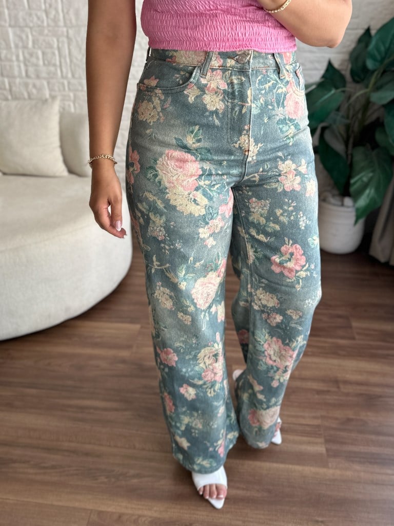 Mavi Çiçek Desenli Jean Pantolon