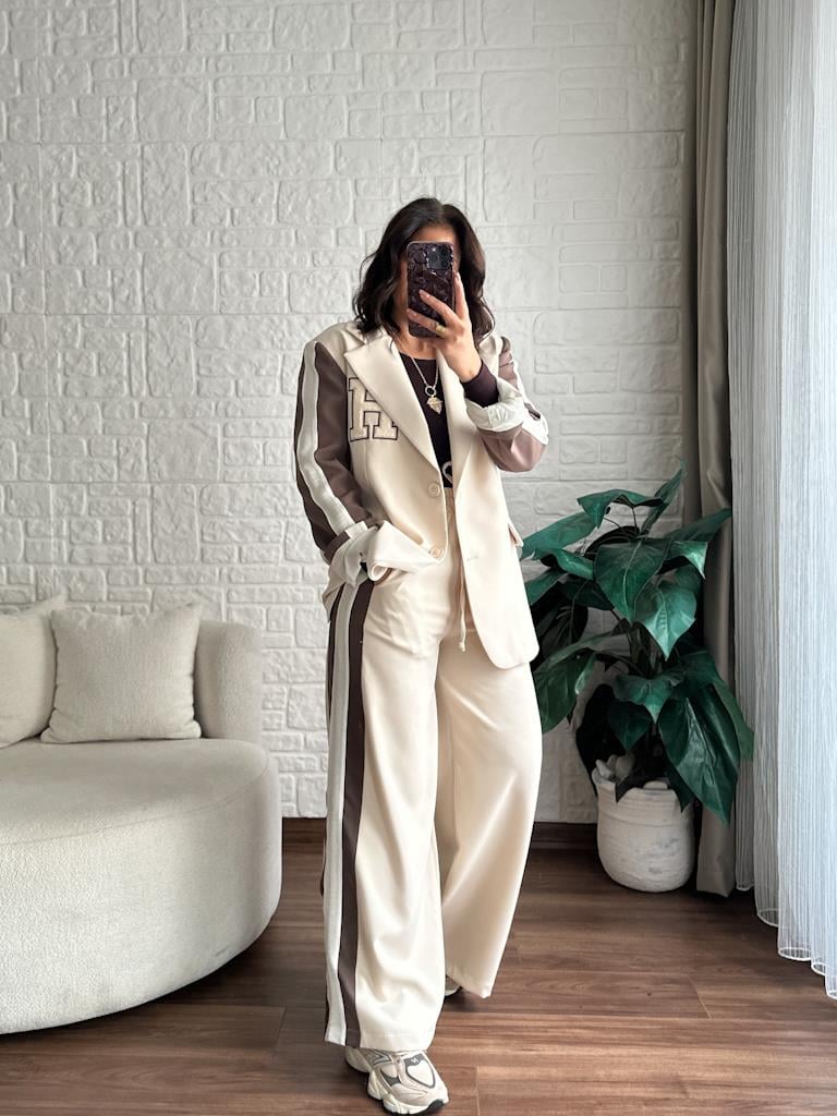 Önü Nakışlı Atlas Spor Blazer Ceket Bej