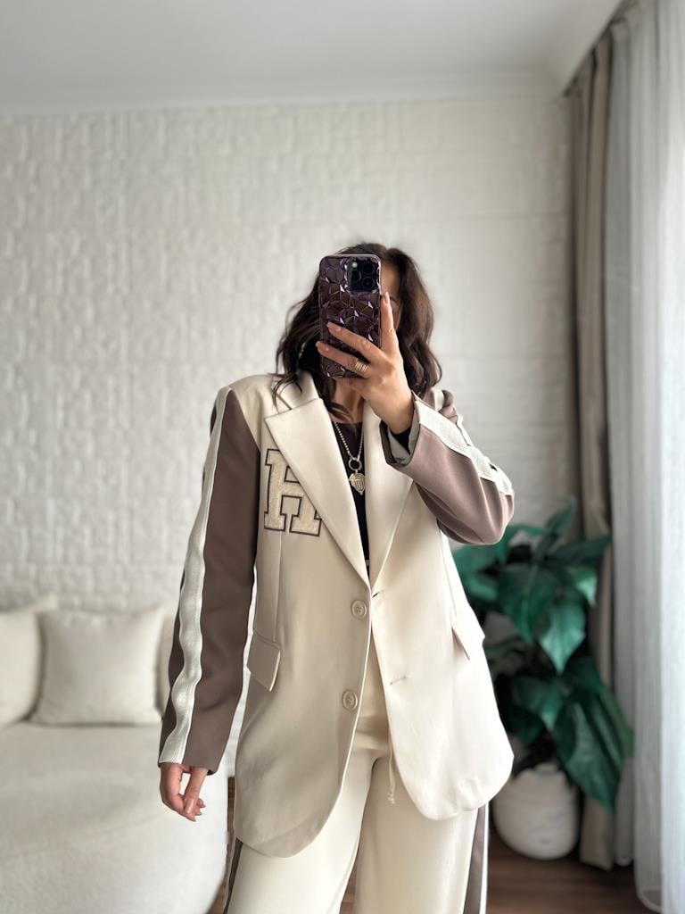 Önü Nakışlı Atlas Spor Blazer Ceket Bej