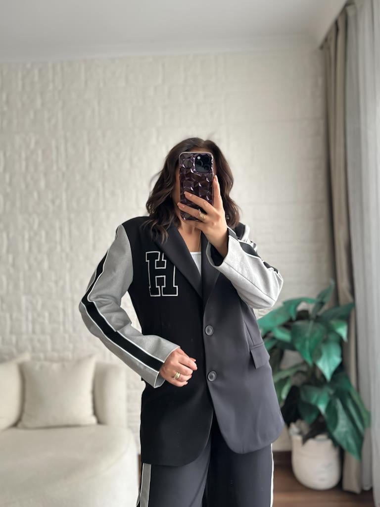 Önü Nakışlı Atlas Spor Blazer Ceket Siyah