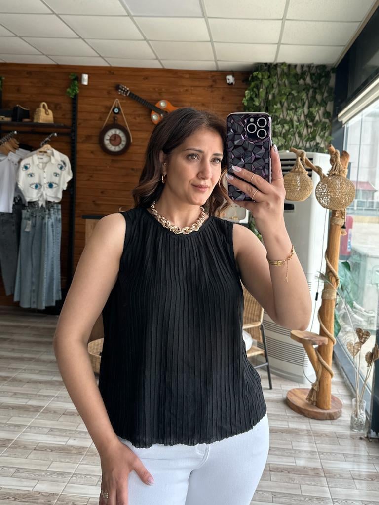 Orjinal Marka Sıfır Yaka Piliseli Bluz