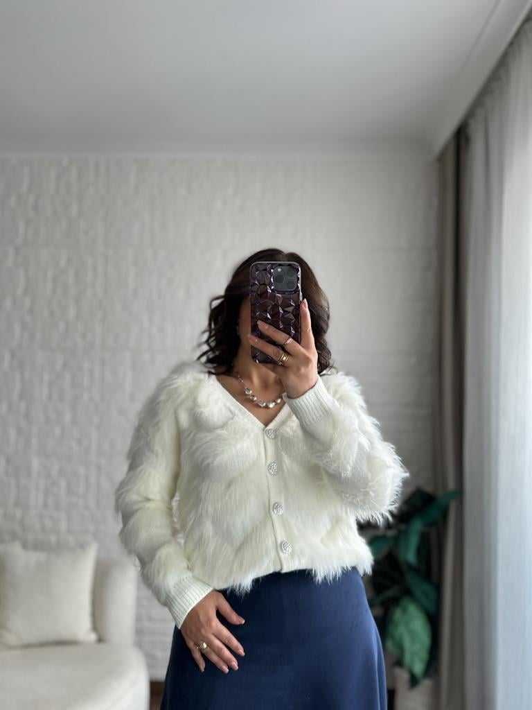 Premium V Yaka Sakal Model Triko Hırka Ekru