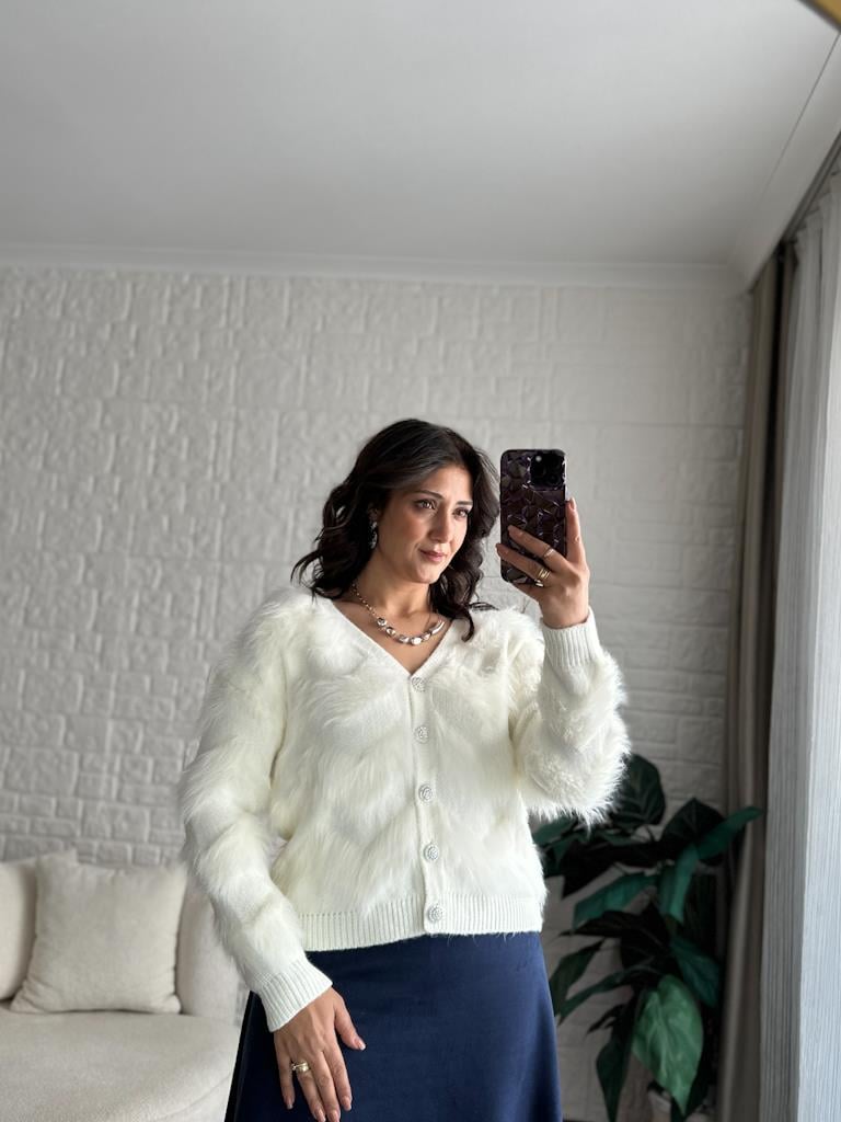 Premium V Yaka Sakal Model Triko Hırka Ekru